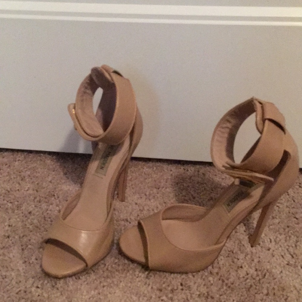 Steve Madden Heel